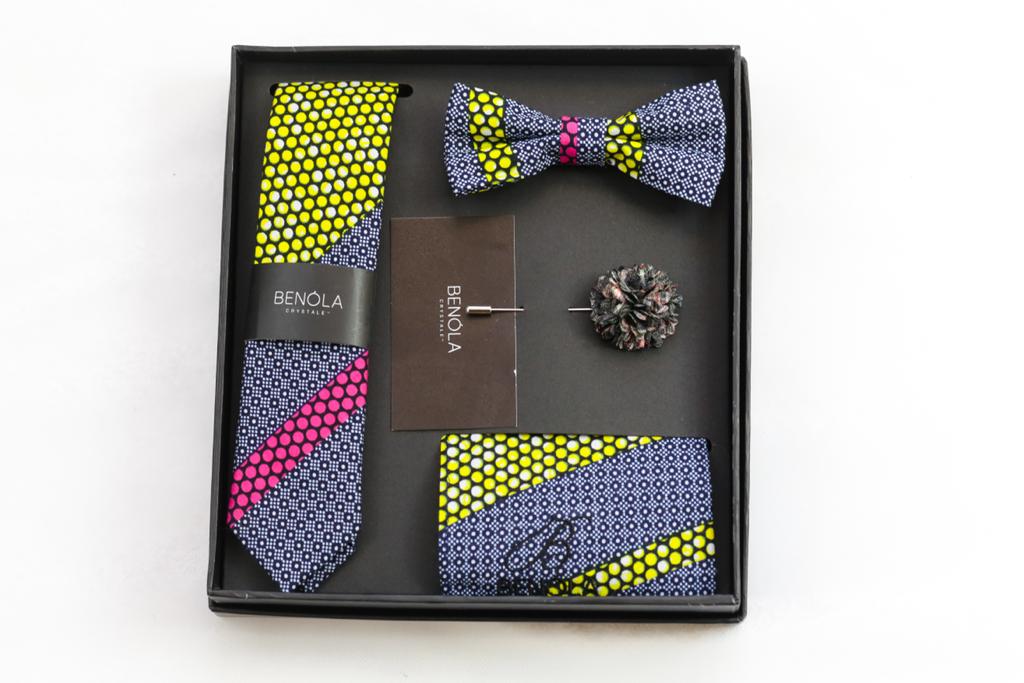 Benóla Crystale Tie Set